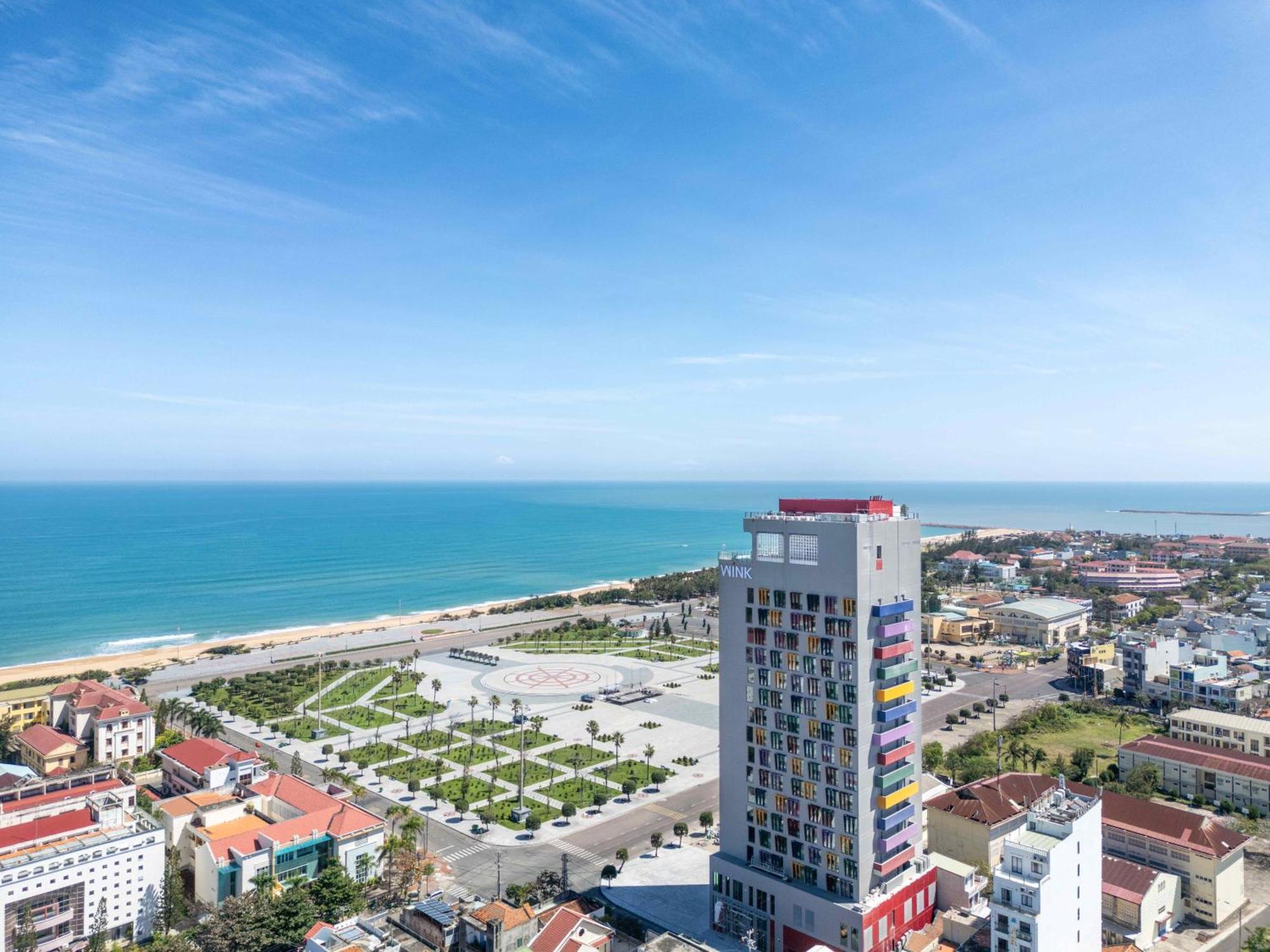 Wink Hotel Tuy Hoa Beach - 24Hrs Stay & Rooftop Pool Bar Dış mekan fotoğraf